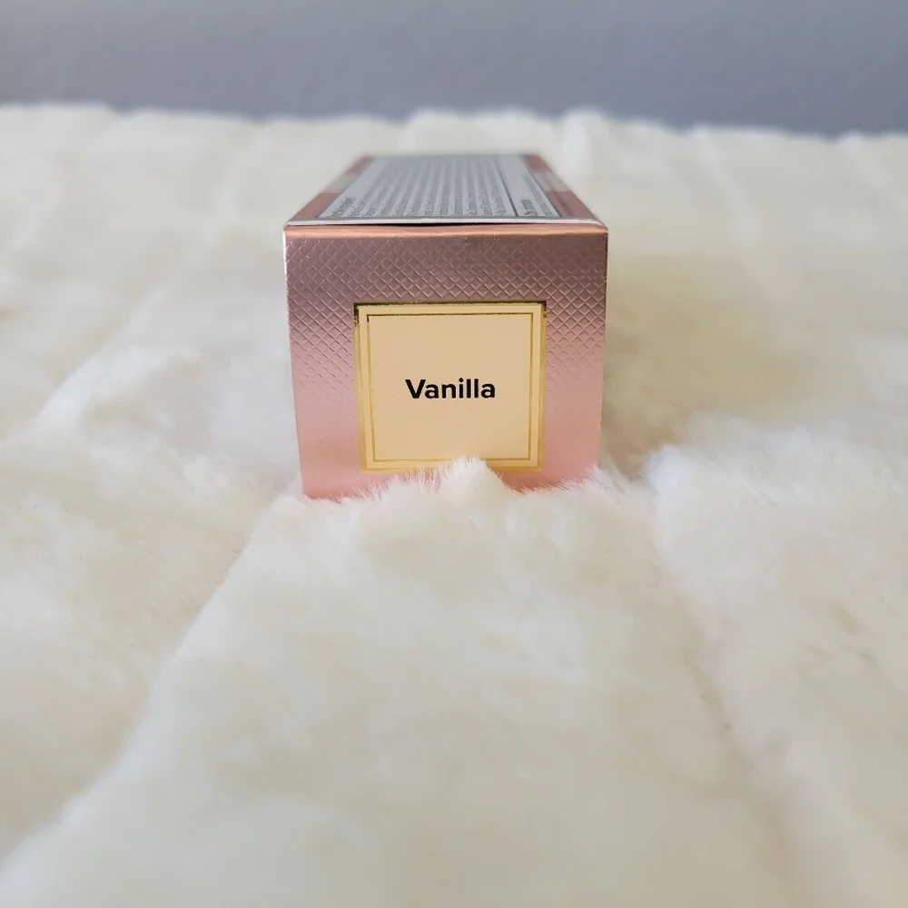 TOO FACED // born this way healthy glow hyaluronic acid skin tint vanilla spf 30